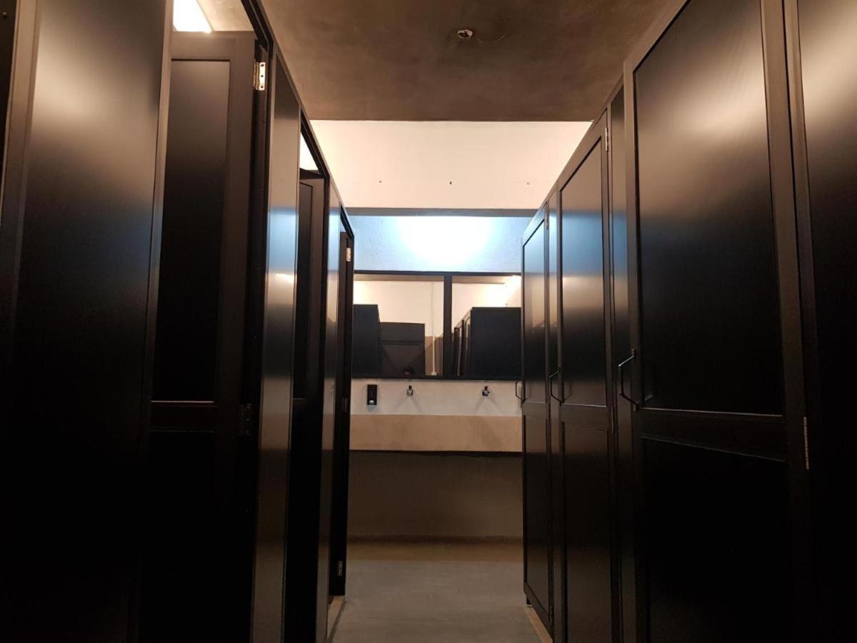 Hari Hari Hostel Weligama Luaran gambar